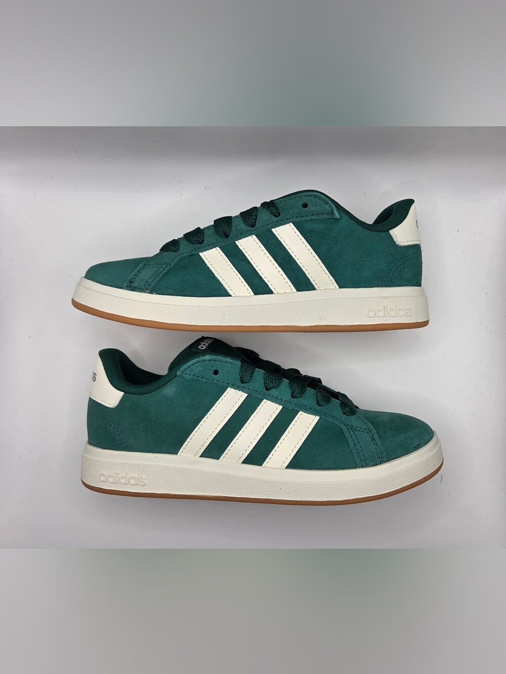 adidas Grand Court 00's Youth Size 3 Green/ White